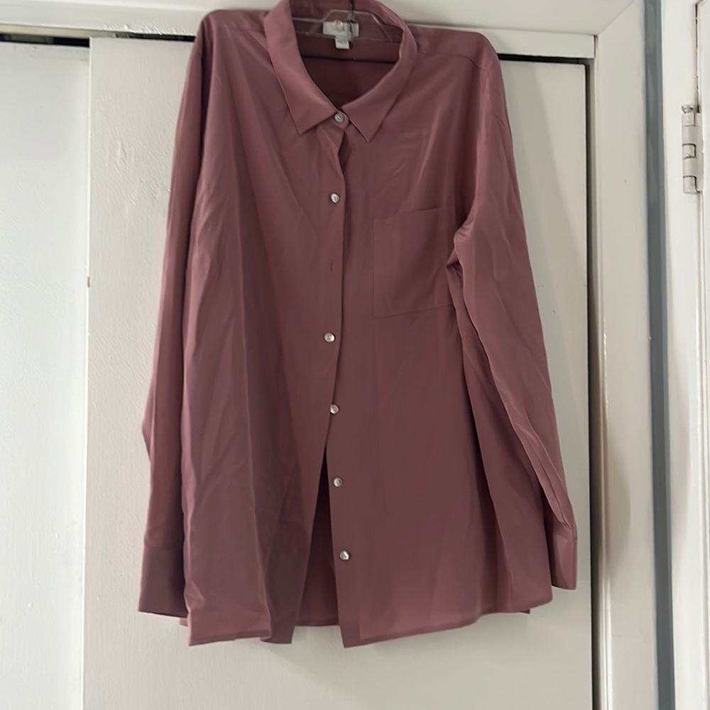 J.Jill rose mauve button down 100% silk shirt. L.